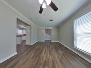 6128 Silver Leaf Dr in League City, TX - Building Photo - Building Photo