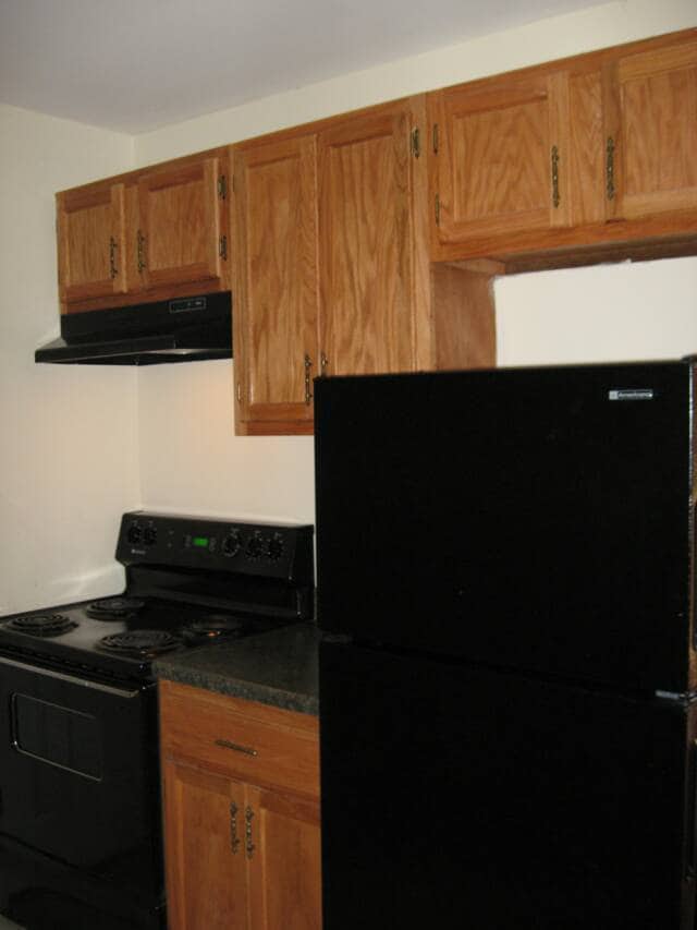 property at 310 S Broadway Park