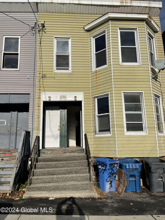 397 Orange St in Albany, NY - Building Photo