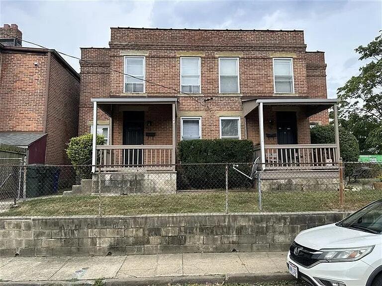 987-989-989 Oregon Ave in Columbus, OH - Building Photo