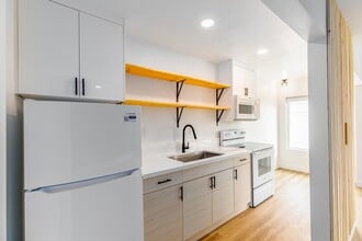 The Villager in Bay Park in San Diego, CA - Foto de edificio - Building Photo