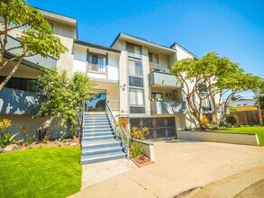 3327 Livonia Ave in Los Angeles, CA - Building Photo - Building Photo