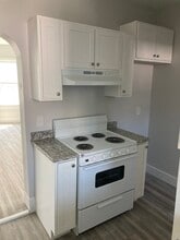 86 Beetle St in New Bedford, MA - Building Photo - Building Photo