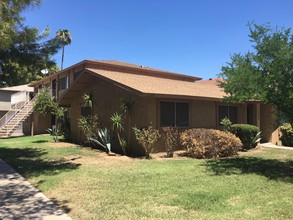 3308 W Loma Ln in Phoenix, AZ - Building Photo - Building Photo