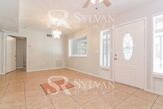 1724 N Washington Ave in Clearwater, FL - Building Photo - Building Photo