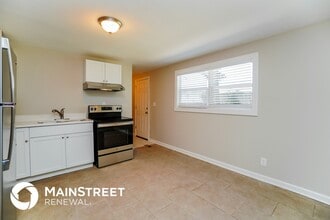 357 Amesbury Dr in Columbus, OH - Foto de edificio - Building Photo