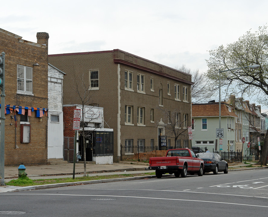 410 15th St NE in Washington, DC - Building Photo