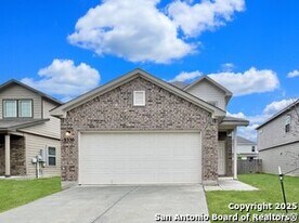 9330 Trap Rock Dr in San Antonio, TX - Building Photo