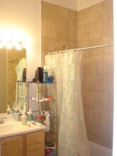 1021 Tremont St, Unit 2 in Boston, MA - Building Photo - Building Photo