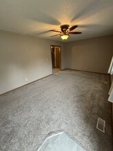 402 Rolling Green Dr in Mount Zion, IL - Building Photo - Building Photo