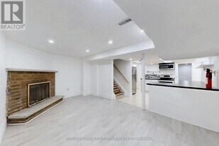 1 Bramwell Dr in Ajax, ON - Building Photo