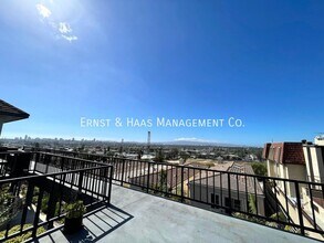 2599 Walnut Ave in Signal Hill, CA - Building Photo - Building Photo