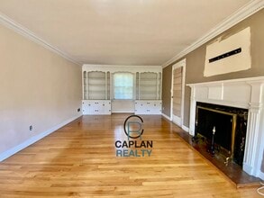 530 Bellevue Rd in New Haven, CT - Building Photo - Building Photo