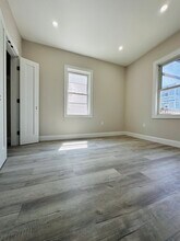 8 Wave Ave in Boston, MA - Building Photo - Building Photo