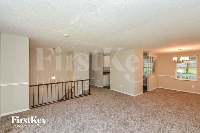 6865 Kimberly Mill Rd in College Park, GA - Building Photo - Building Photo