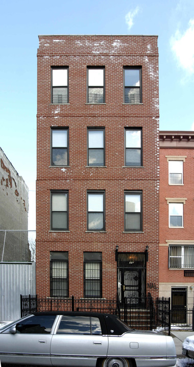 311 E 119th St in New York, NY - Foto de edificio