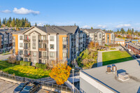 Panorama Crossing in Surrey, BC - Building Photo - Building Photo