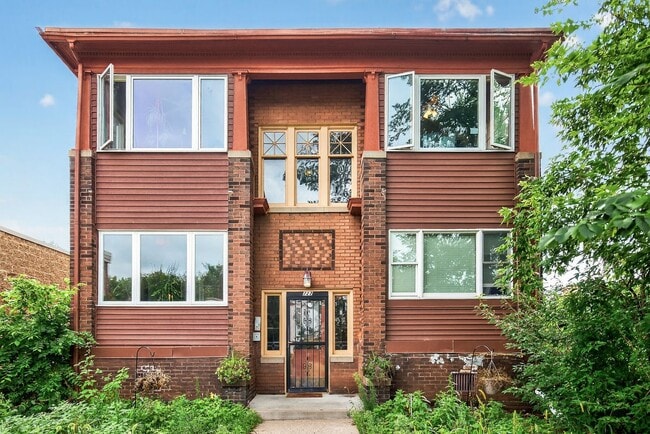 property at 722 Grand Ave