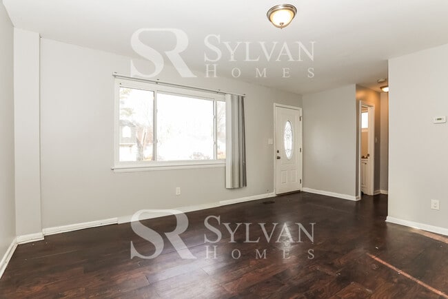 3927 Bryony Rd in Randallstown, MD - Building Photo - Building Photo