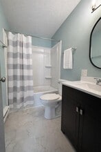 1900 Apartment Dr in Traverse City, MI - Building Photo - Building Photo