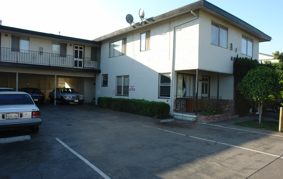 466 N Fair Oaks Ave in Sunnyvale, CA - Building Photo