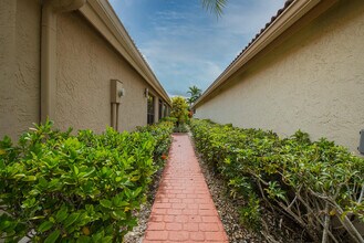 10790 White Aspen Ln in Boca Raton, FL - Building Photo - Building Photo