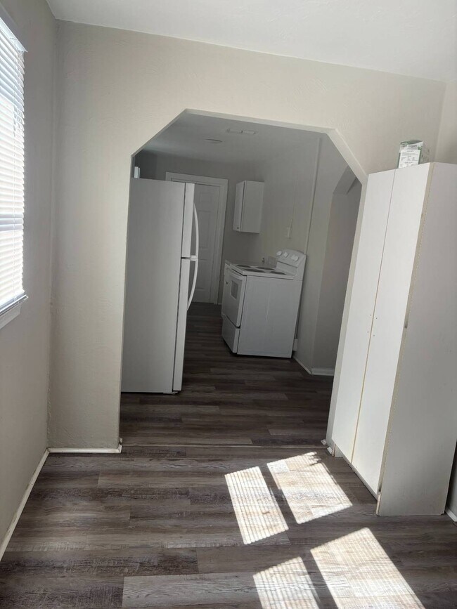 12420 N Florida Ave in Tampa, FL - Building Photo - Building Photo