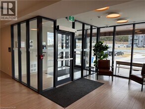 1100 Lackner Pl in Kitchener, ON - Building Photo - Building Photo