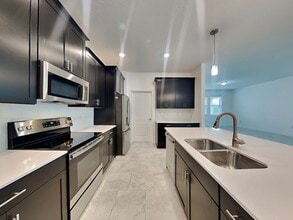 1609 Sourwood Dr in Ocoee, FL - Foto de edificio - Building Photo