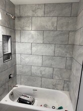 147 Longview Dr in Paducah, KY - Foto de edificio - Building Photo