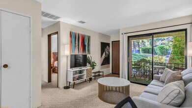 2800 N Los Felices Rd in Palm Springs, CA - Building Photo - Building Photo