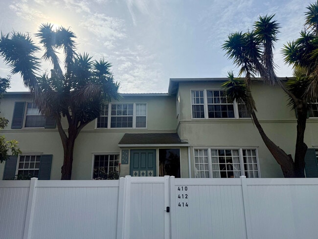 414 Grand Blvd, Unit 410