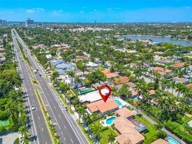 1045 Hollywood Blvd in Hollywood, FL - Building Photo