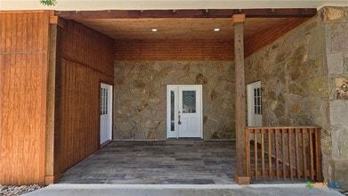 305 Remuda Dr in Liberty Hill, TX - Building Photo - Building Photo