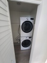 224 SE 9th Ave in Deerfield Beach, FL - Building Photo