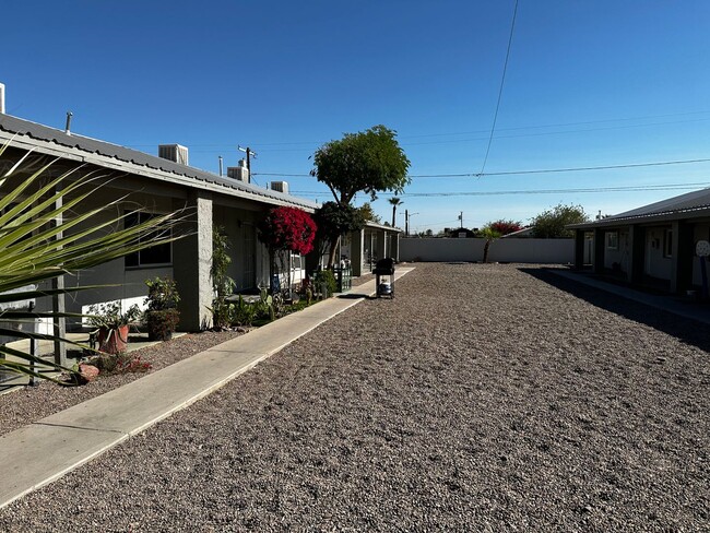property at 14003 N Palm St