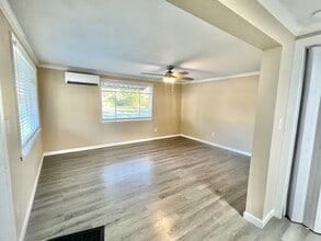 401 Brett St S in Crestview, FL - Building Photo - Building Photo