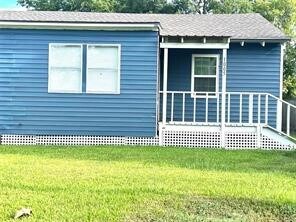 1005 Avenue E 1/2 in Alvin, TX - Building Photo - Building Photo