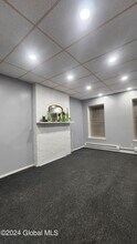 11 Elm St-Unit -Apt 2 in Albany, NY - Building Photo - Building Photo