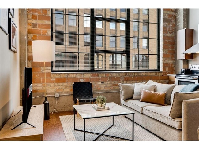 730 N Washington Ave in Minneapolis, MN - Building Photo - Building Photo