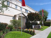 Blackhawk Place in Granada Hills, CA - Foto de edificio - Building Photo