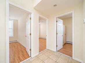 38 Sherman Ave in Jersey City, NJ - Building Photo - Building Photo
