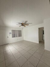 2513 McKinley St, Unit 2513 McKinley St in Hollywood, FL - Building Photo - Building Photo