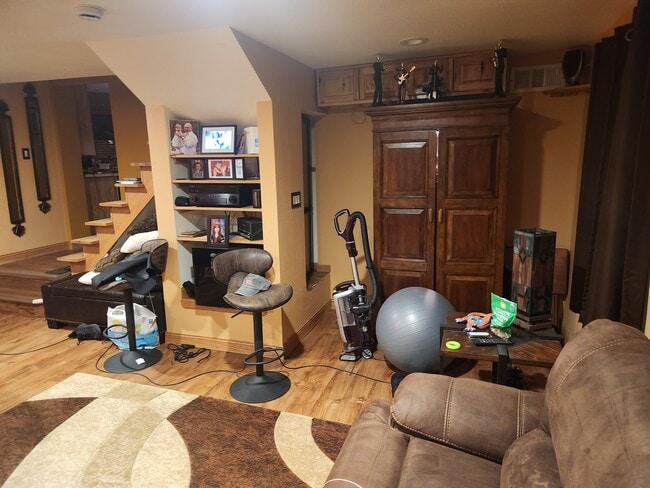 3440 W Howard Ave in Greenfield, WI - Foto de edificio - Building Photo