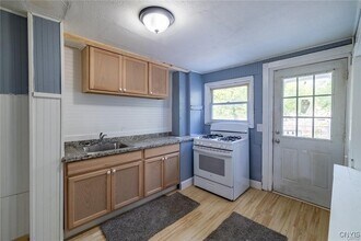 348 Lenox Ave in Oneida, NY - Building Photo - Building Photo