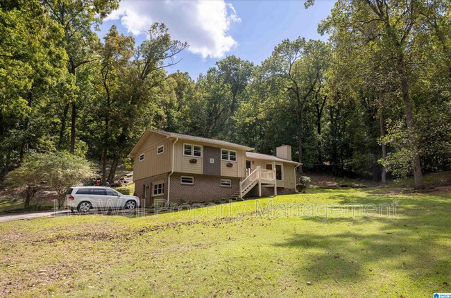 115 Valley Ln in Warrior, AL - Foto de edificio - Building Photo