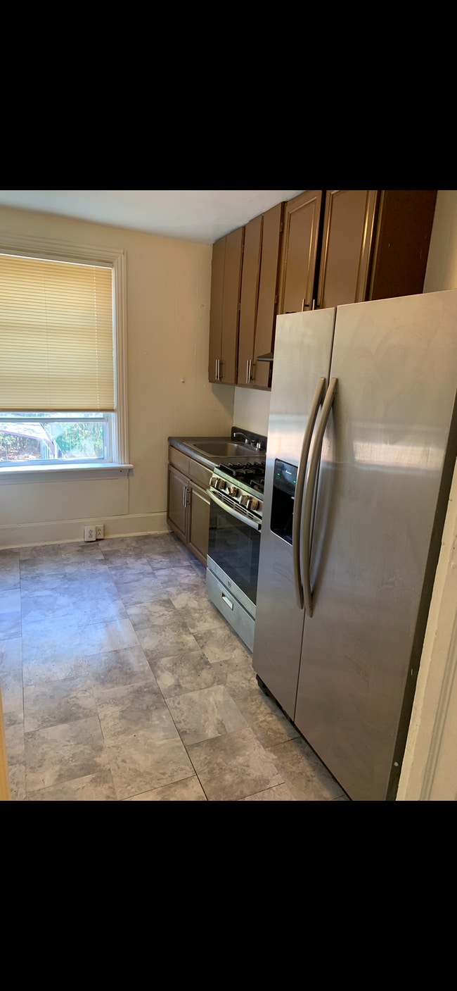 1613 Forster St in Harrisburg, PA - Building Photo - Building Photo