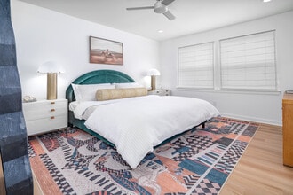 the PARKER on E. Mulberry in San Antonio, TX - Foto de edificio - Building Photo