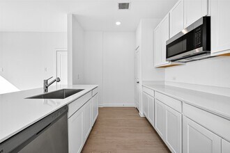 16214 Texas Flatland Way in Hockley, TX - Building Photo - Building Photo