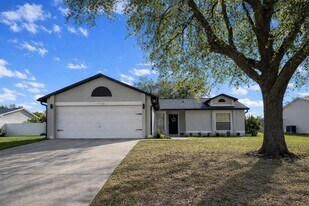 15336 Margaux Dr in Clermont, FL - Building Photo